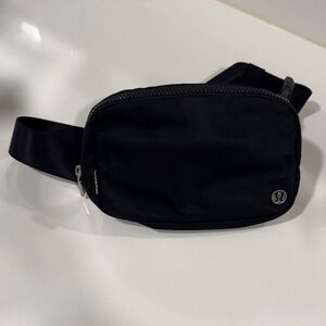 lululemon athletica Midnight Black Belt Bag